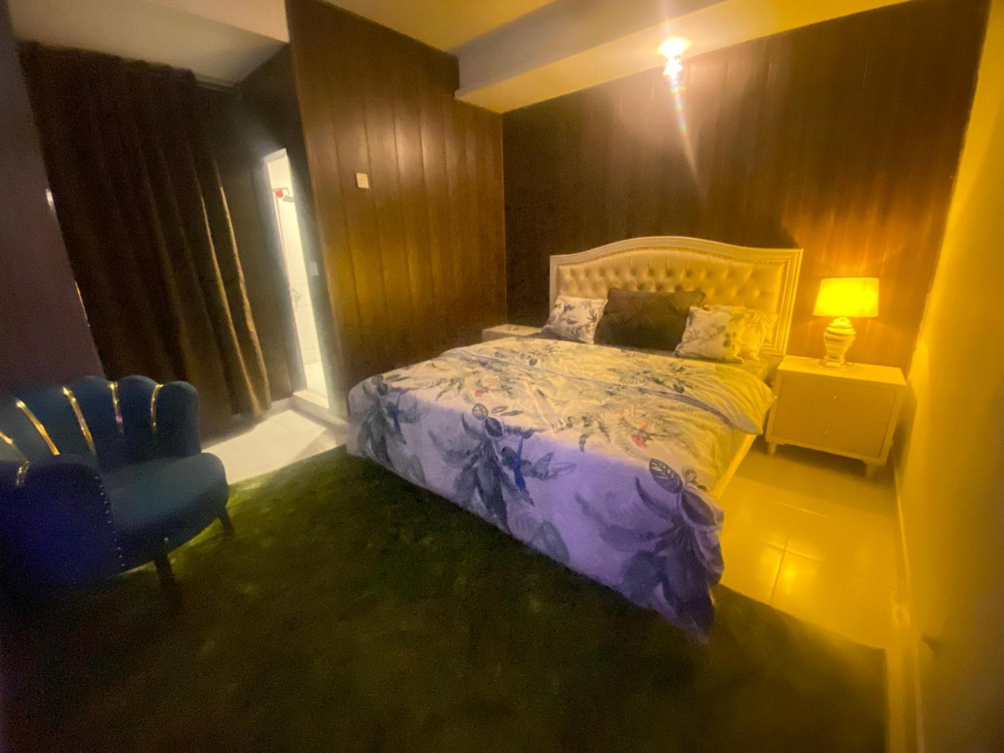 One Bed Executive Apartment Islamabad Exterior photo